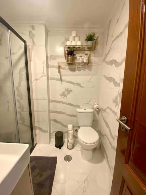 An Elegant & Cozy Apartment Amadora Luaran gambar